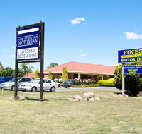 Pines Country Club Motor Inn - Foster Accommodation