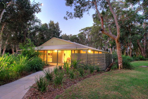 Port Stephens Treescape Camping And Accommodation - Foster Accommodation 0