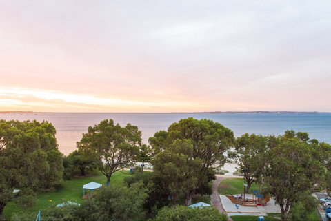 Rockingham Apartments - Foster Accommodation 1