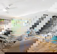 Shearwater at Shoal Bay Cottage One - Dogs Welcome - Foster Accommodation