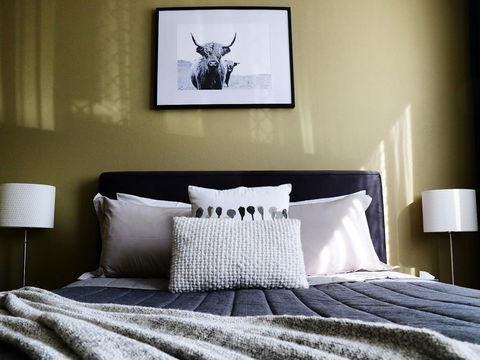 The Windsor Castle Hotel - Foster Accommodation 1