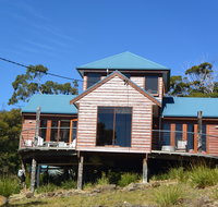 Tree House - The - Foster Accommodation
