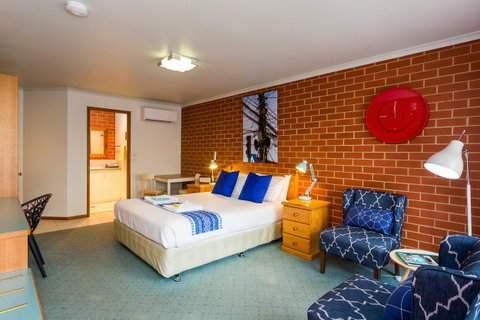 Yackandandah Motor Inn - Foster Accommodation 2