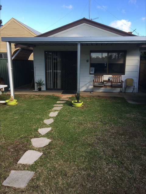 Boynton's Beehive - Foster Accommodation 0