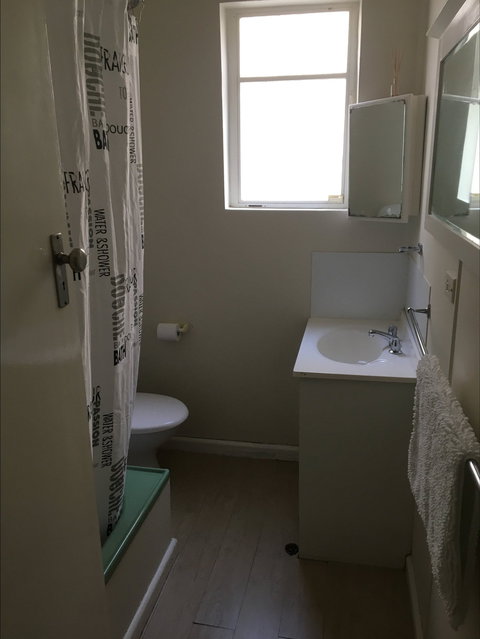 Boynton's Beehive - Foster Accommodation 2