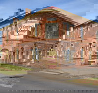 Central Springs Inn - Foster Accommodation