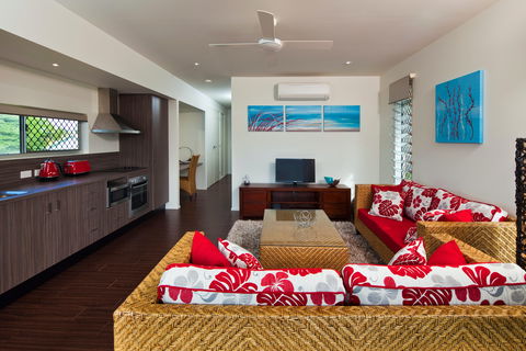 Island Villas And Apartments - Foster Accommodation 2