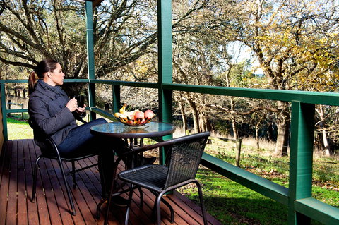 Lakes And Craters Holiday Park - Foster Accommodation 1