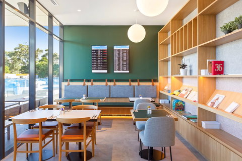 Mantra Hotel At Sydney Airport - Foster Accommodation 1