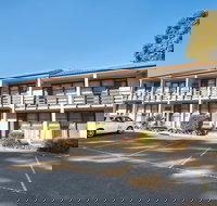 Nightcap at Ferntree Gully Hotel - Foster Accommodation