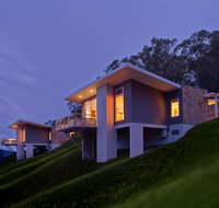 Panoramia Villas - Foster Accommodation