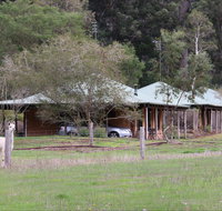 Treenbrook Cottages - Foster Accommodation