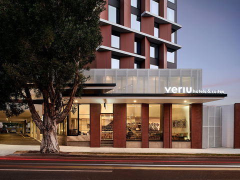 Veriu Green Square - Foster Accommodation 2