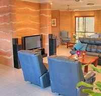 Gladstone Earth and Sea - Foster Accommodation