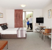Atrium Resort Mandurah - Foster Accommodation