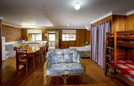 Hungry Head Cabins - Foster Accommodation 2