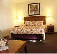 Armidale Pines Motel - Foster Accommodation