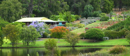 Pemberton Lavender And Berry Farm Cafe And Cottages - Foster Accommodation 0
