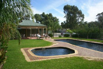 Barham Golf Resort - Foster Accommodation 1