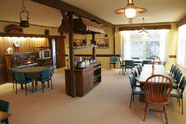The Range - Foster Accommodation 3