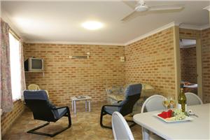 Esperance Bay Holiday Park - Foster Accommodation 3