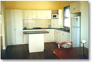 Esperance Beach House Esplanade Apartments - Foster Accommodation 3