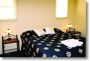 Esperance Beach House Esplanade Apartments - Foster Accommodation 4