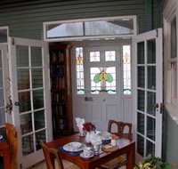 Heritage Cottage Bed And Breakfast - Foster Accommodation