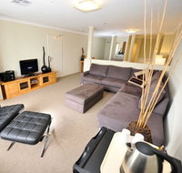 Breakwater Bed And Breakfast - Foster Accommodation