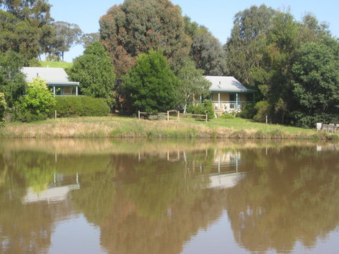 Athlone Country Cottages - Foster Accommodation 0