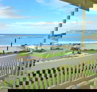 Dolphins 9 - Foster Accommodation