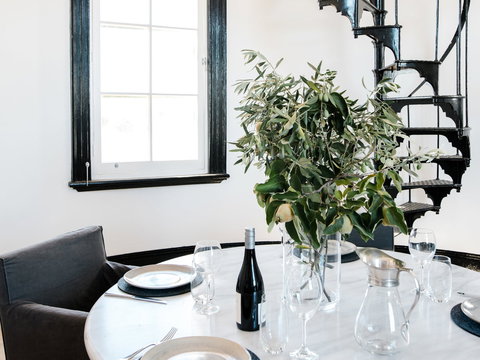 Mount Ophir Estate - The Tower - Foster Accommodation 1