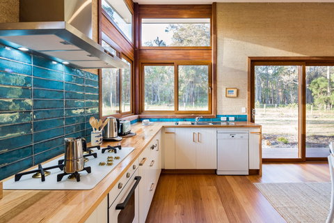 Sativa Sanctuary Forest View - Foster Accommodation 1