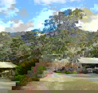 Sundial Holiday Apartments - Foster Accommodation