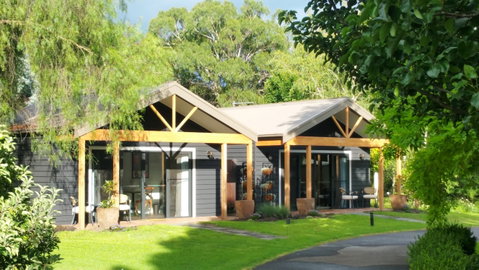 The Musicians Retreat B&B - Foster Accommodation 0