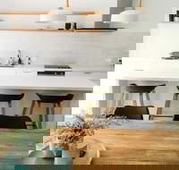 The Mountain House - Foster Accommodation