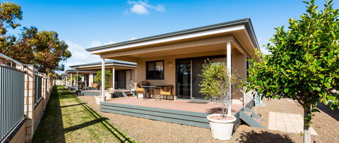 Tumby Villas - Foster Accommodation 0