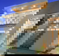 Atlantis - Foster Accommodation