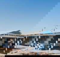 Bay Beach House - Foster Accommodation