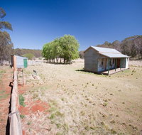 Brackens Hut - Foster Accommodation