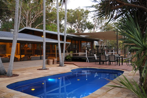 Davidsons Arnhemland Safari Lodge - Foster Accommodation 1