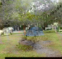 Kylies Hut walk-in campground - Foster Accommodation