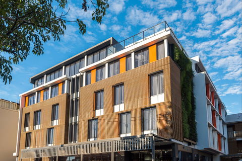 Mantra Richmont Hotel - Foster Accommodation 0