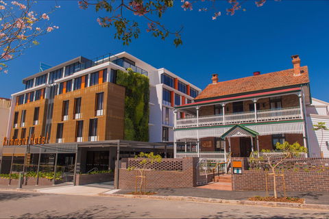Mantra Richmont Hotel - Foster Accommodation 2