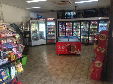 Mataranka Roadhouse And Cabins - Foster Accommodation 1