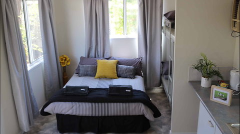 Mataranka Roadhouse And Cabins - Foster Accommodation 2