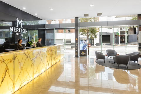 Meriton Suites Adelaide Street, Brisbane - Foster Accommodation 1