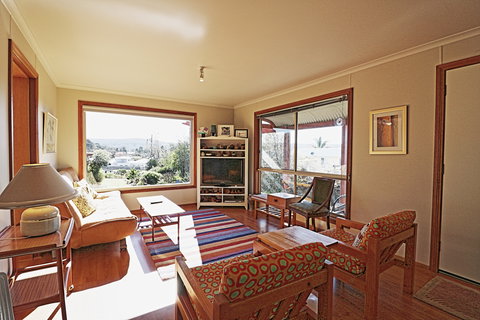 Monaro Cottage - Foster Accommodation 2