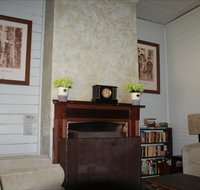 Moonan  Cottage - Foster Accommodation