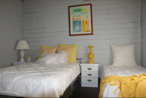 Moonan  Cottage - Foster Accommodation 2